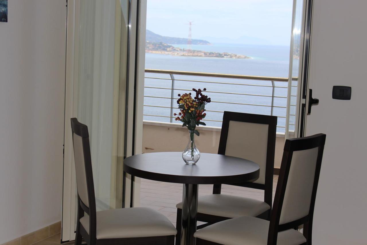 فندق Miramare Scilla Gyh Luxury المظهر الخارجي الصورة